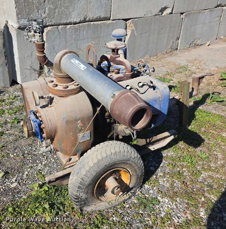 image for item DZ3541 Wisconsin WF40 water pump