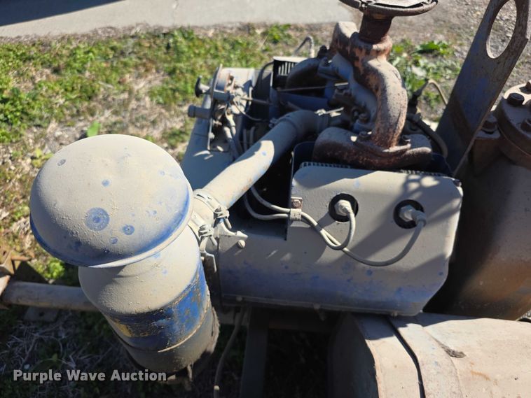 image for item DZ3541 Wisconsin WF40 water pump