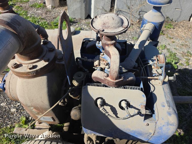 image for item DZ3541 Wisconsin WF40 water pump