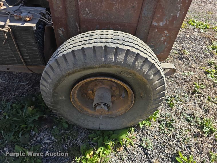 image for item DZ3541 Wisconsin WF40 water pump