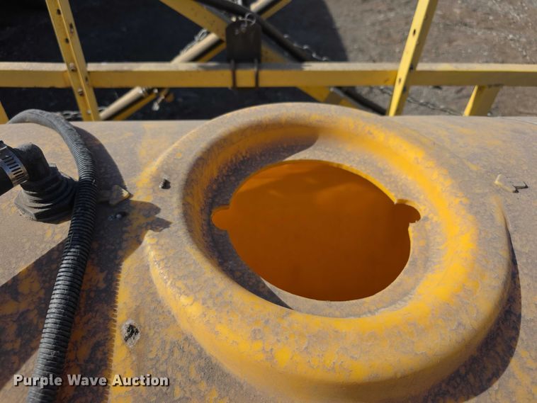 image for item DZ3556 Century 3740DS turf sprayer