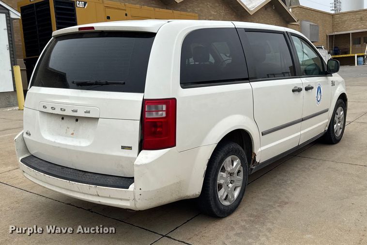 image for item EA1973 2010 Dodge Grand Caravan van