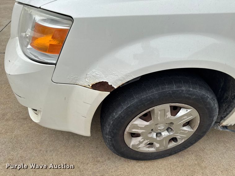 image for item EA1973 2010 Dodge Grand Caravan van