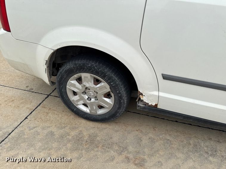 image for item EA1973 2010 Dodge Grand Caravan van