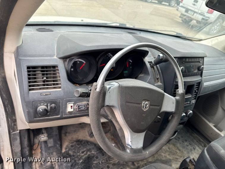 image for item EA1973 2010 Dodge Grand Caravan van
