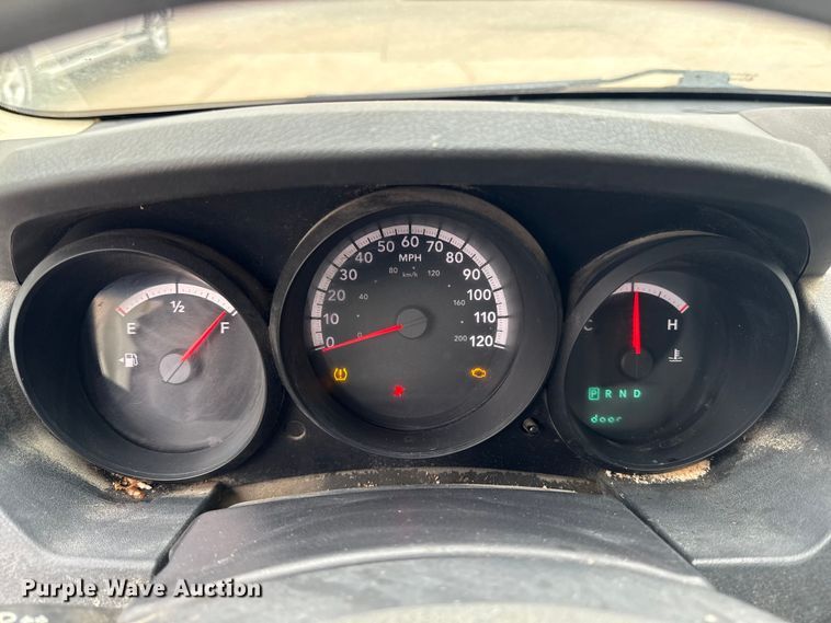 image for item EA1973 2010 Dodge Grand Caravan van