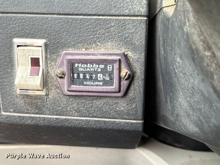 image for item EA1973 2010 Dodge Grand Caravan van