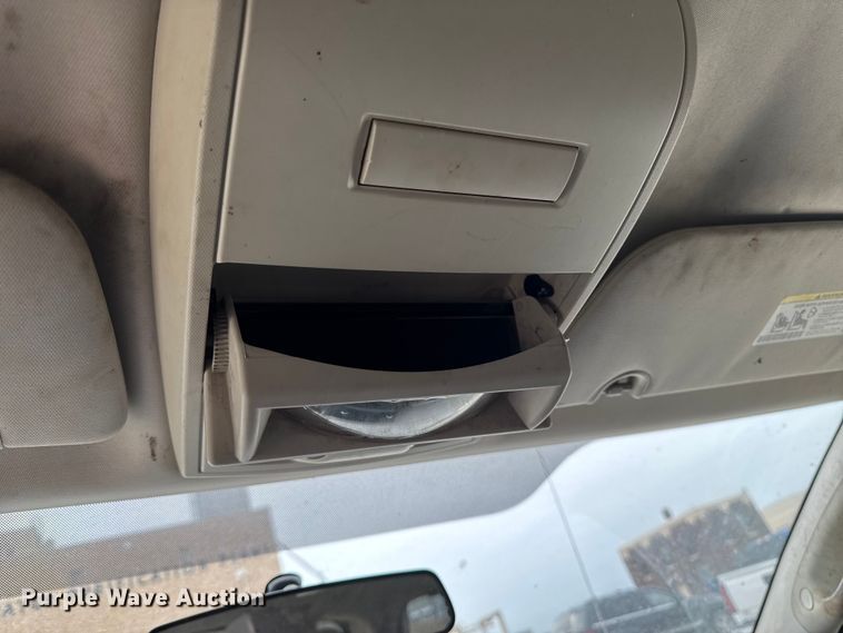 image for item EA1973 2010 Dodge Grand Caravan van