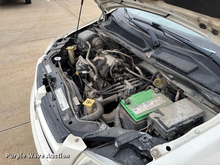 image for item EA1973 2010 Dodge Grand Caravan van