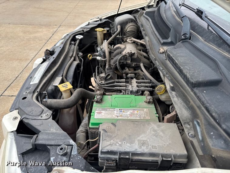 image for item EA1973 2010 Dodge Grand Caravan van