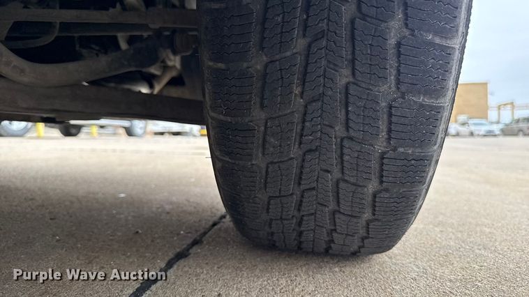 image for item EA1973 2010 Dodge Grand Caravan van