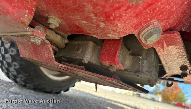 image for item EA2024 Ventrac 3400Y municipal tractor