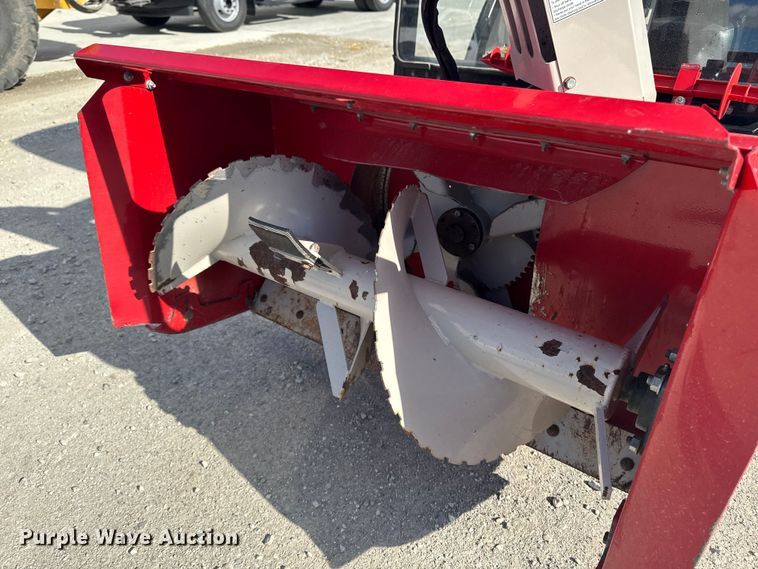 image for item EA2024 Ventrac 3400Y municipal tractor