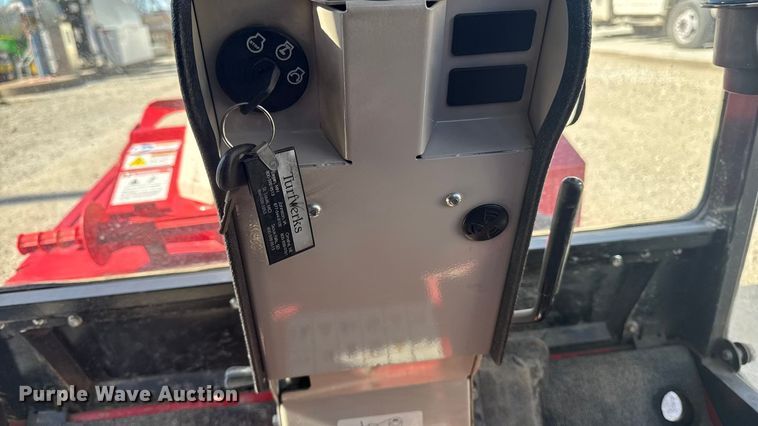 image for item EA2024 Ventrac 3400Y municipal tractor