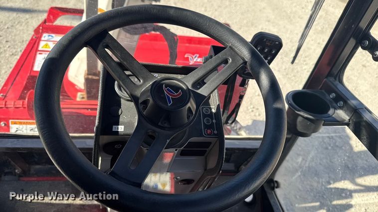 image for item EA2024 Ventrac 3400Y municipal tractor