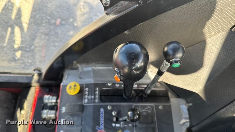 image for item EA2024 Ventrac 3400Y municipal tractor