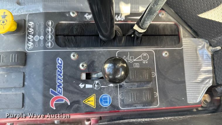 image for item EA2024 Ventrac 3400Y municipal tractor