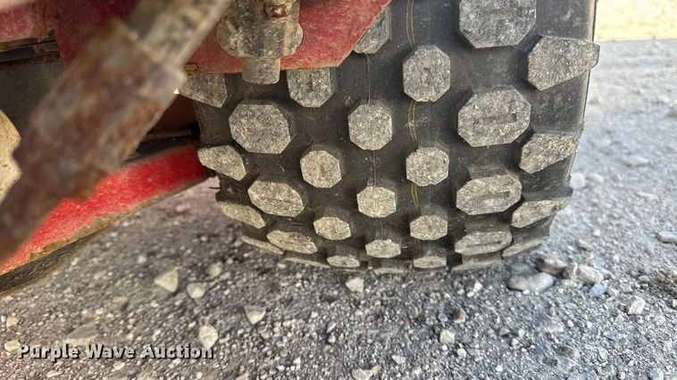 image for item EA2024 Ventrac 3400Y municipal tractor