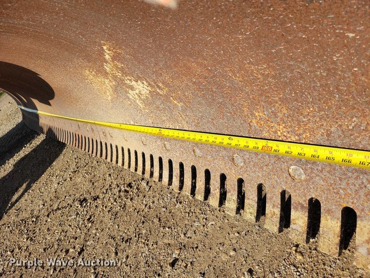 image for item EA2701 2003 Volvo G746B motor grader