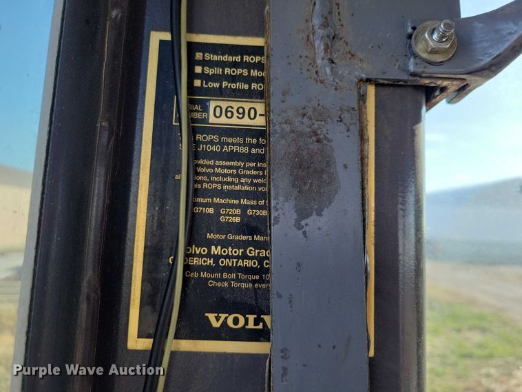 image for item EA2701 2003 Volvo G746B motor grader