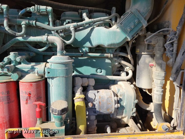 image for item EA2701 2003 Volvo G746B motor grader