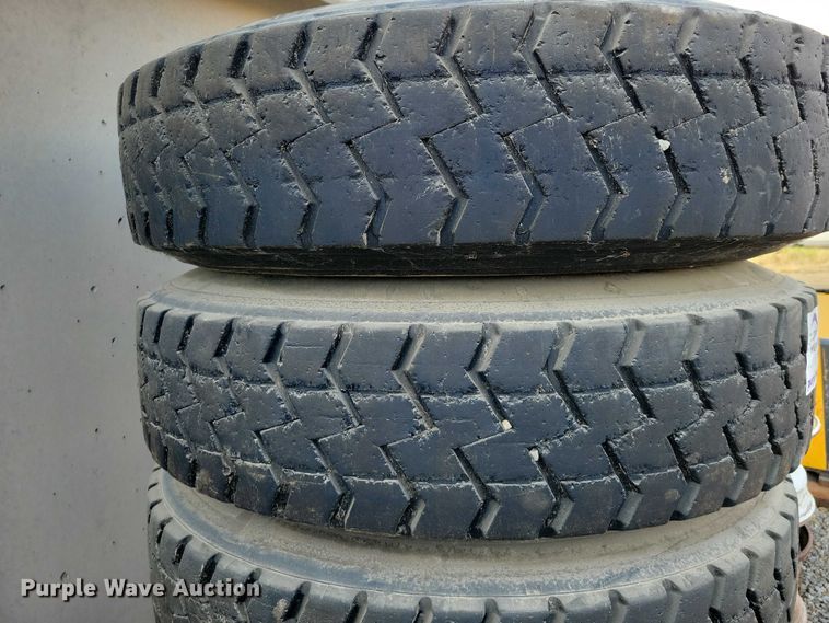 image for item EA2703 Tires and wheels