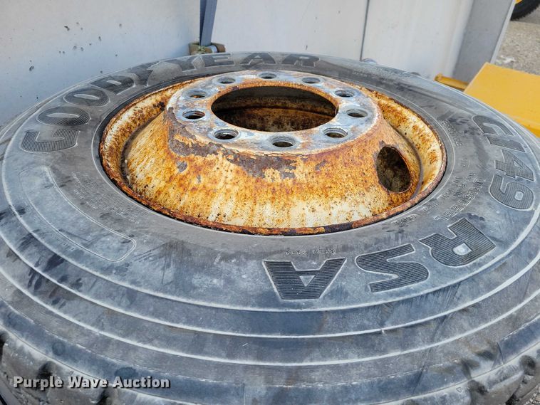 image for item EA2703 Tires and wheels