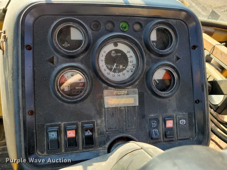 image for item EA2704 Ford 7710 Tiger Special tractor