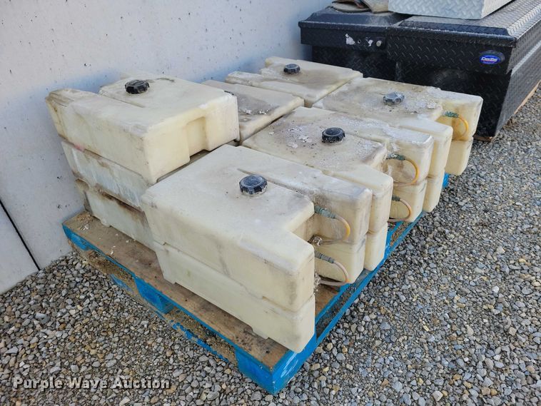 image for item EA2704 Ford 7710 Tiger Special tractor