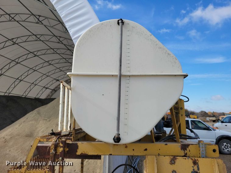 image for item EA2705 Riverbend Industries  sprayer