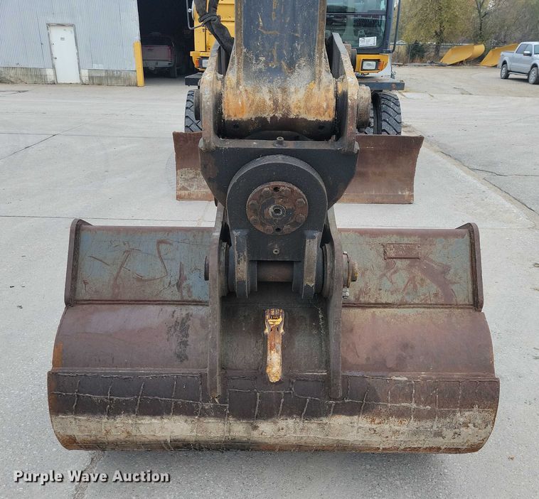 image for item EA2706 2012 John Deere 190D W wheeled excavator