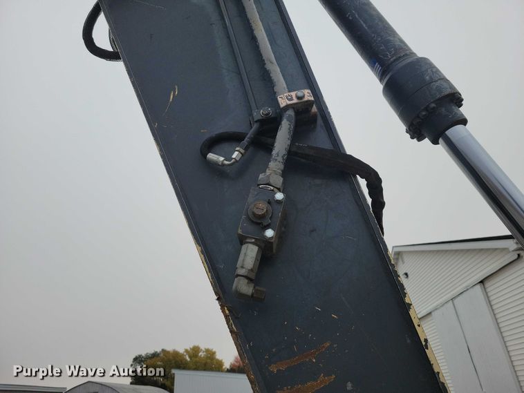 image for item EA2706 2012 John Deere 190D W wheeled excavator