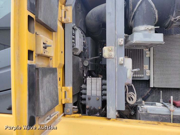 image for item EA2706 2012 John Deere 190D W wheeled excavator