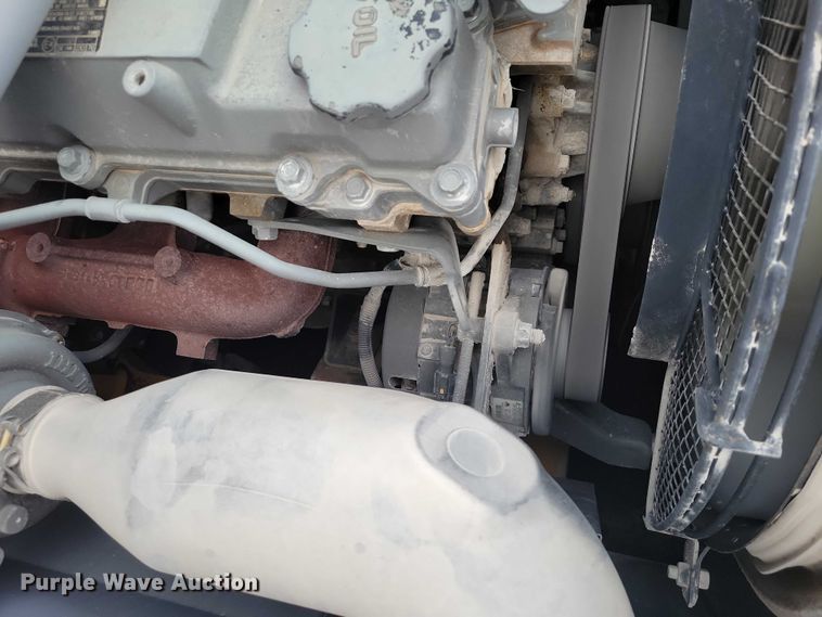 image for item EA2706 2012 John Deere 190D W wheeled excavator