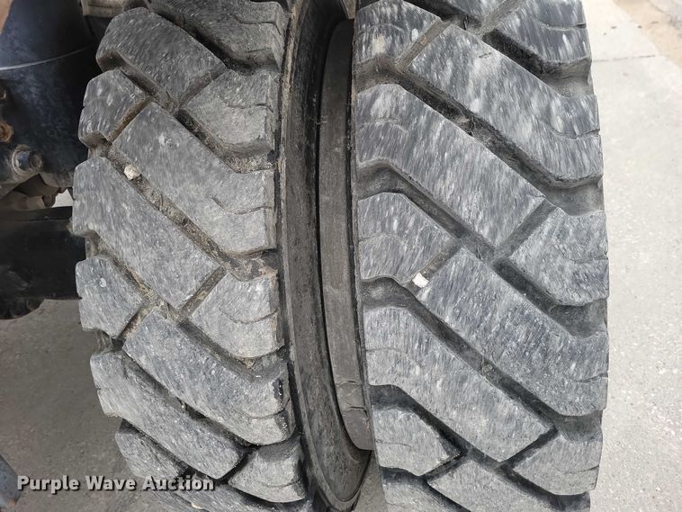 image for item EA2706 2012 John Deere 190D W wheeled excavator