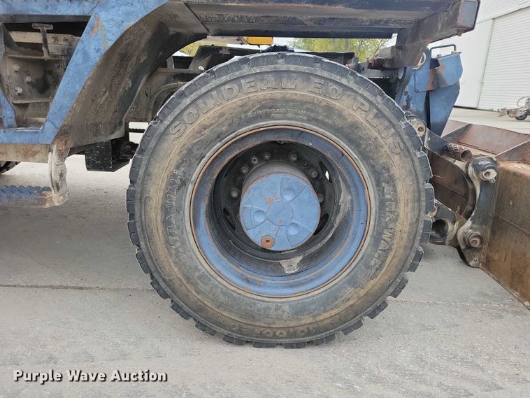 image for item EA2706 2012 John Deere 190D W wheeled excavator