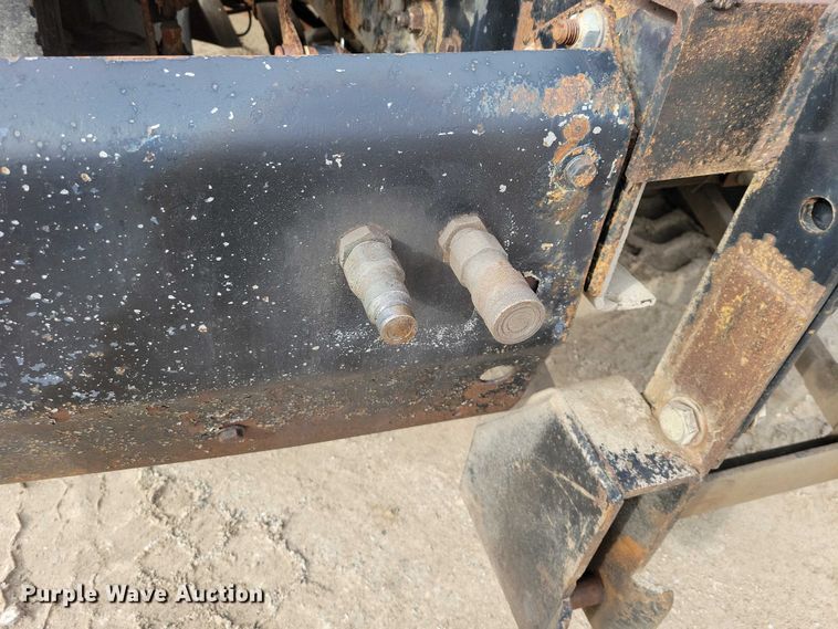 image for item EA2708 2004 Sterling L7500 dump truck