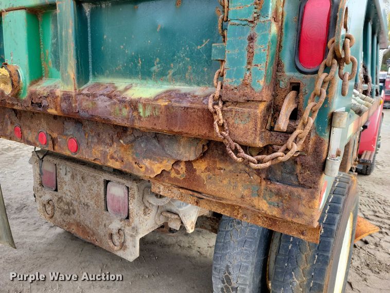 image for item EA2708 2004 Sterling L7500 dump truck