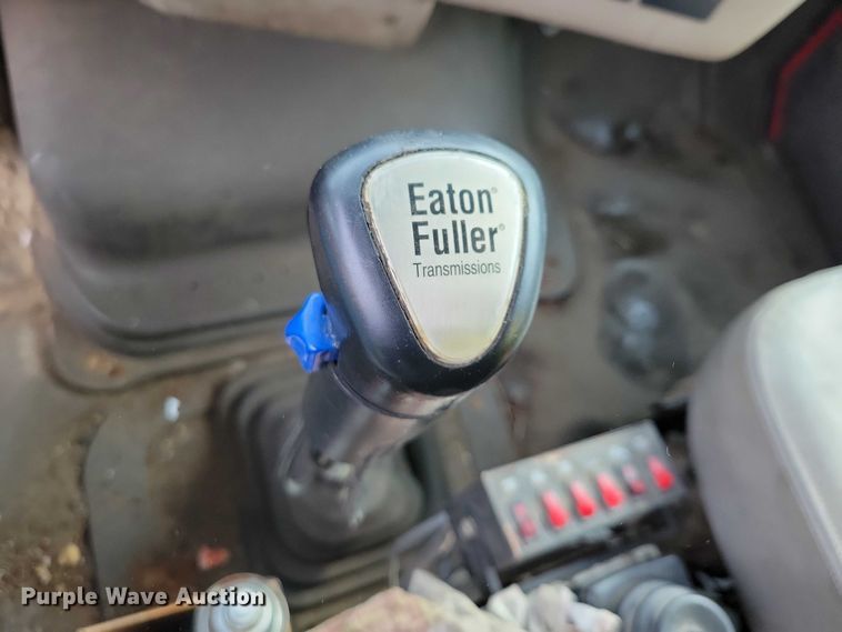 image for item EA2708 2004 Sterling L7500 dump truck