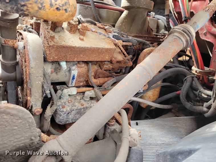 image for item EA2708 2004 Sterling L7500 dump truck