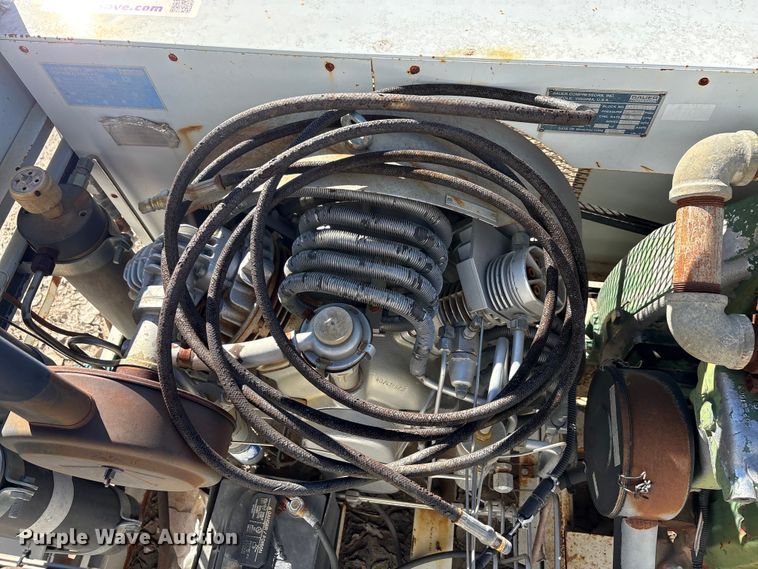 image for item EA7691 1991 Bauer K15-D air compressor