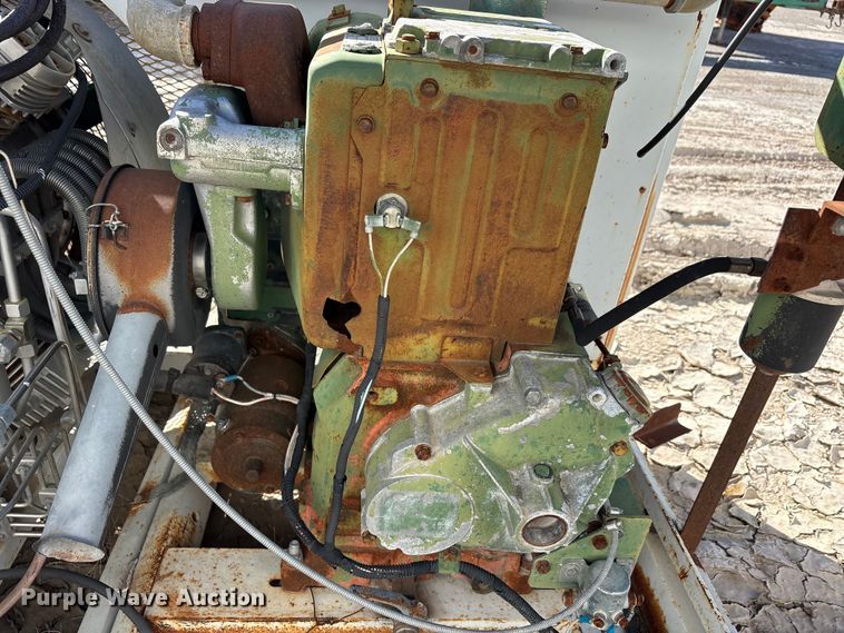 image for item EA7691 1991 Bauer K15-D air compressor