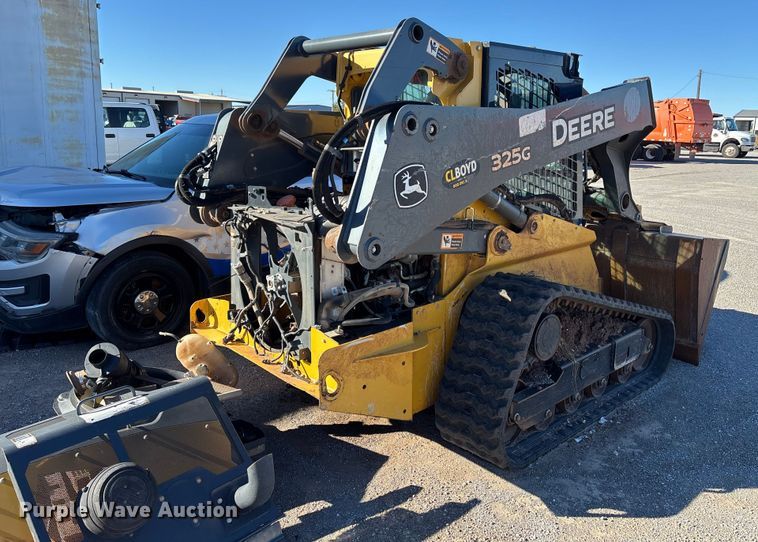 image for item EA7694 2019 John Deere 325G tracked skid steer loader