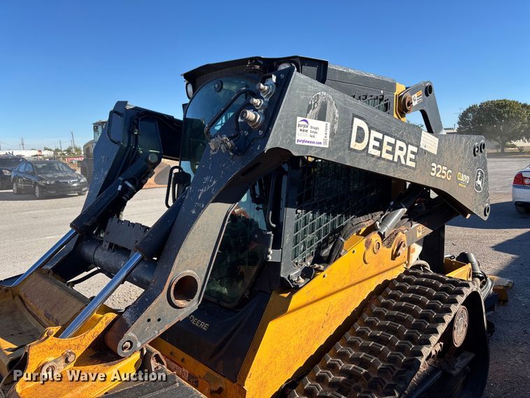 image for item EA7694 2019 John Deere 325G tracked skid steer loader
