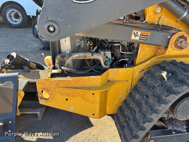 image for item EA7694 2019 John Deere 325G tracked skid steer loader