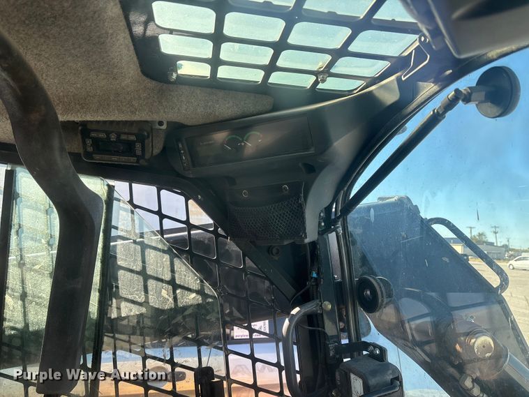 image for item EA7694 2019 John Deere 325G tracked skid steer loader