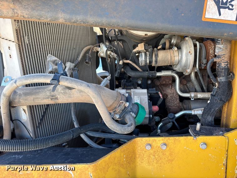 image for item EA7694 2019 John Deere 325G tracked skid steer loader