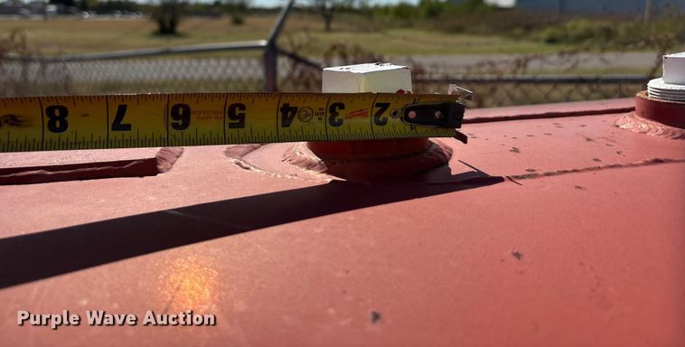 image for item EA7700 Oil tank