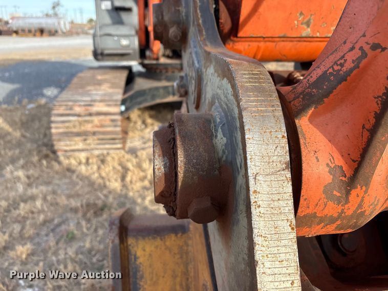 image for item EA7773 2009 Hitachi Zaxis 240LC-3 excavator