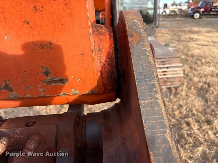 image for item EA7773 2009 Hitachi Zaxis 240LC-3 excavator